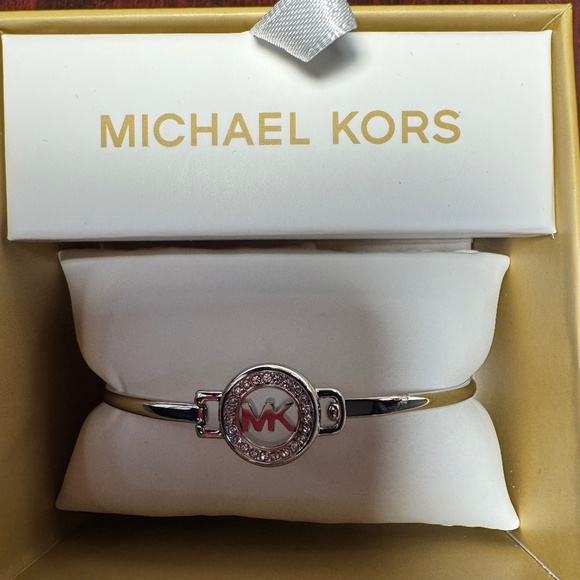 Jewelry - Authentic Michael Kors bracelet